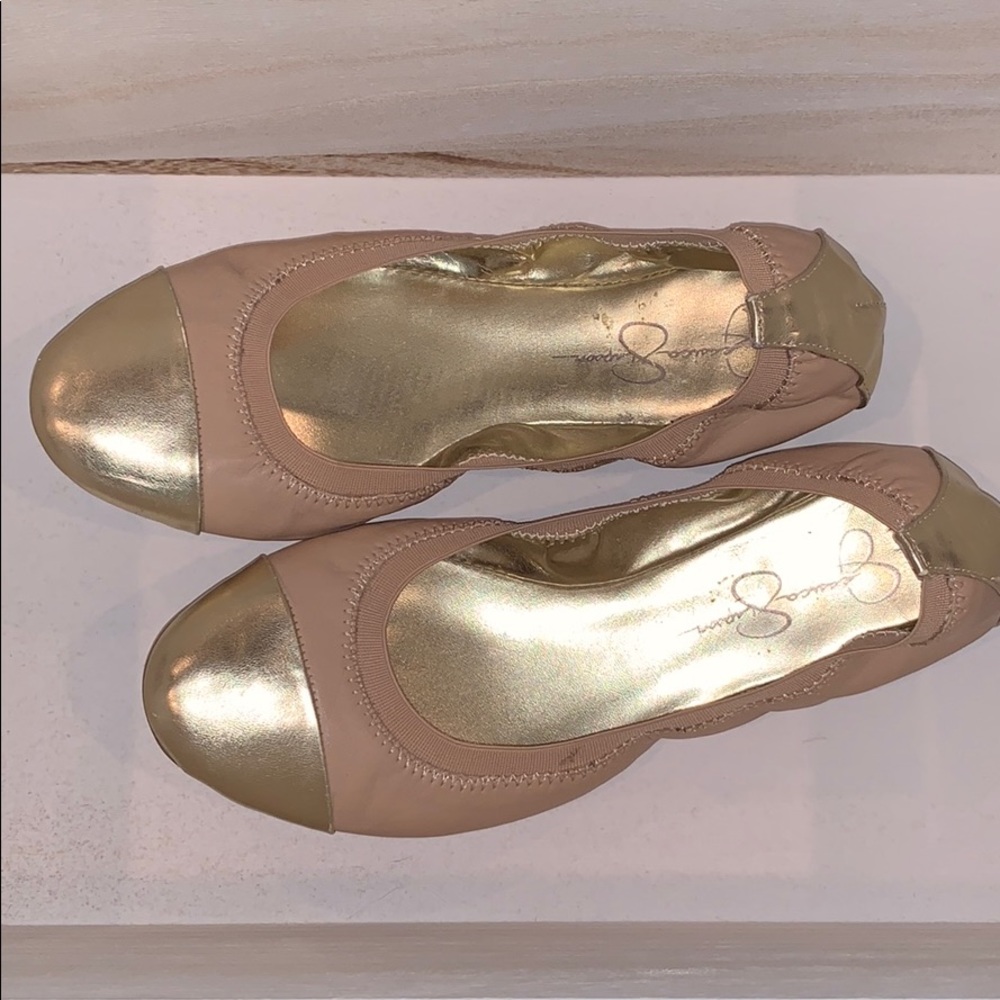 Jessica Simpson flats 7.5